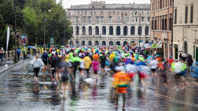 https://pixabay.com/it/photos/maratona-roma-italia-traccia-4859363/